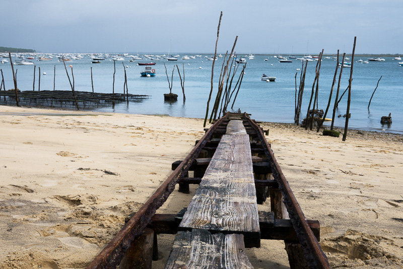 La plage du port d’ostréiculteurs du village de l'herbe