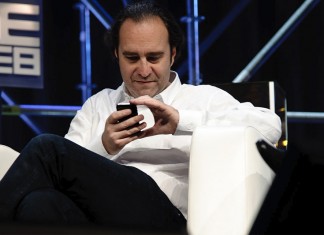 Xavier Niel veut former les seniors au métier de développeur