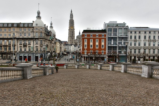 Prés du port vue sur Notre Dame