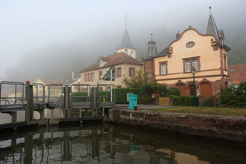 Lutzelbourg sous la brume