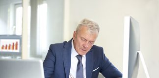 Les avantages d’embaucher un senior