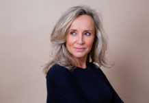 Un studio photo dédié aux mannequins seniors