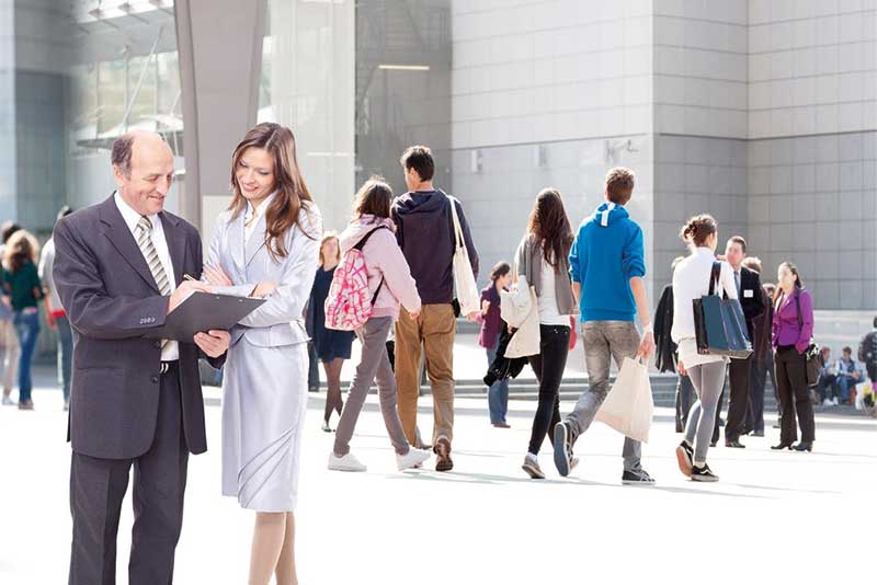 Des retraités pour aider les particuliers