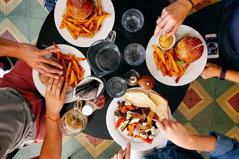 Dîner entre amis