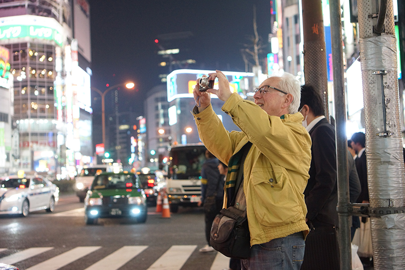 Voyageur de Japaventura lors de la découverte de Tokyo