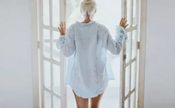 J’ai 50 ans et un amant J'ai 50 ans et un amant