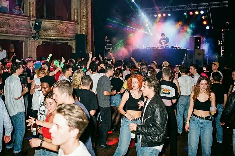 La fête dans les années 1980