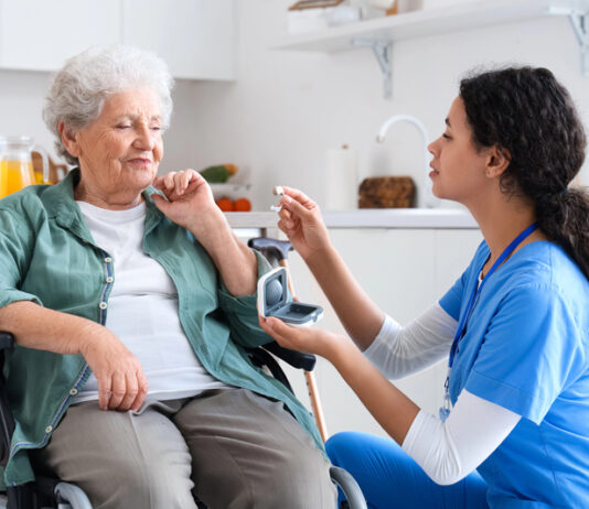 Marseille : un Ehpad municipal pour réduire le désert médico-social dans les quartiers nord