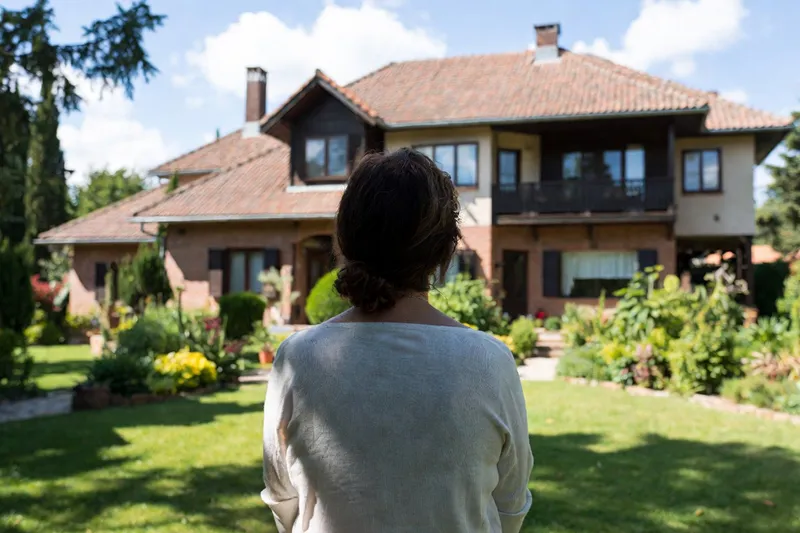 Quitter sa grande maison à la campagne Quitter sa grande maison à la campagne