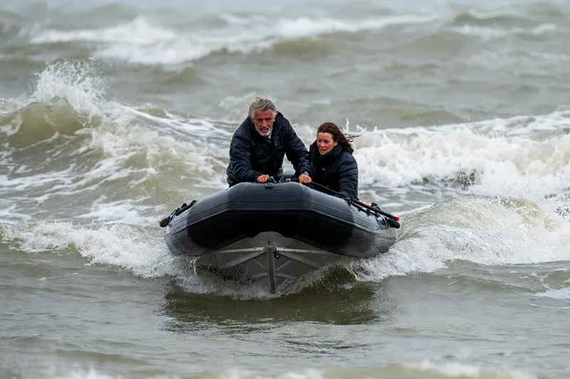 Pour aller faire les courses, consulter un médecin, ou simplement rendre visite à des proches, il faut un bateau.
